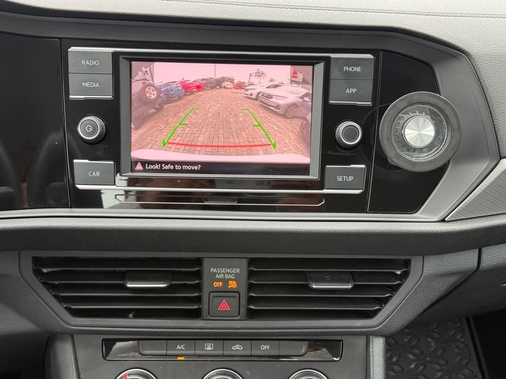 Volkswagen Jetta R-Line Auto w/SULEV 2019