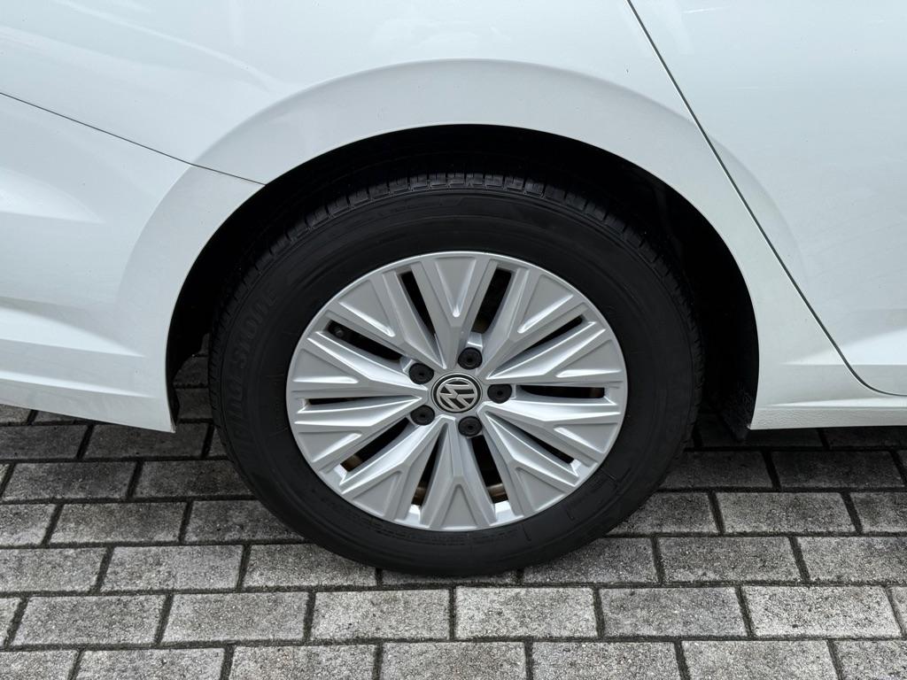 Volkswagen Jetta R-Line Auto w/SULEV 2019