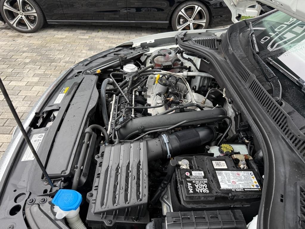 Volkswagen Jetta R-Line Auto w/SULEV 2019