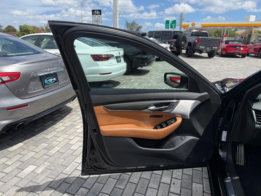 Cadillac CT5 4dr Sdn Premium Luxury 2020