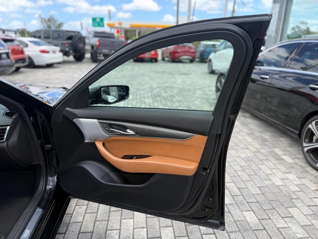 Cadillac CT5 4dr Sdn Premium Luxury 2020