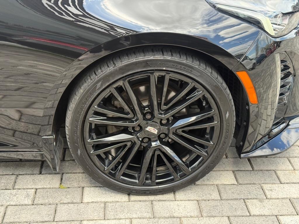 Cadillac CT5 4dr Sdn Premium Luxury 2020