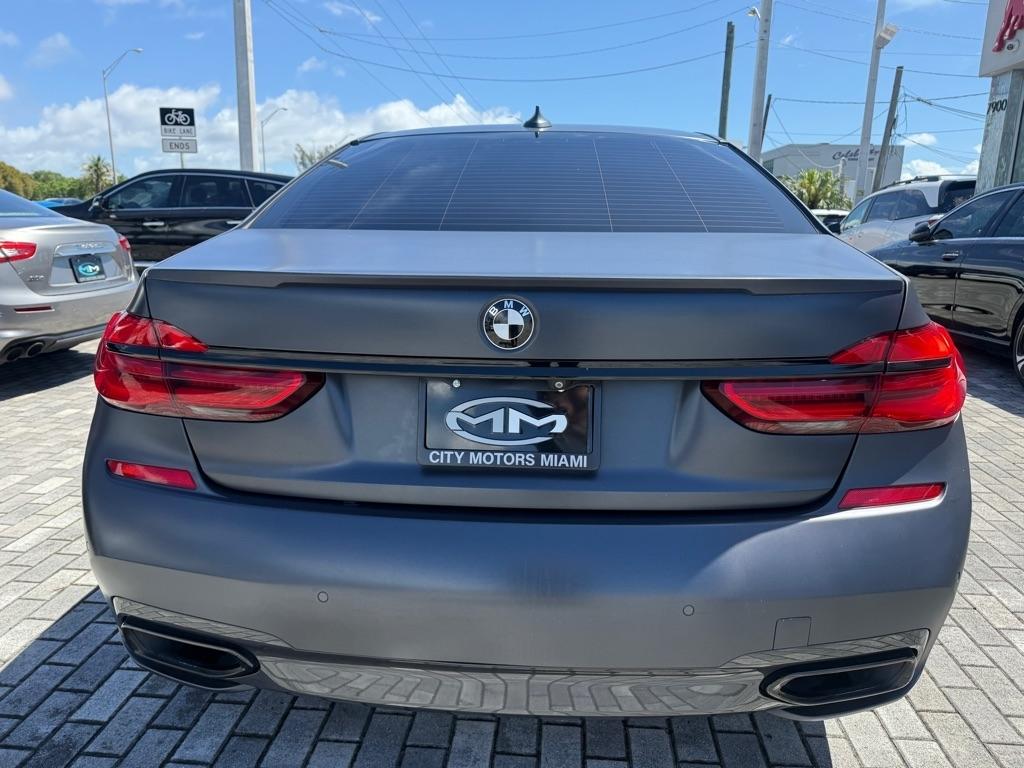 BMW 7 Series 750i Sedan 2017