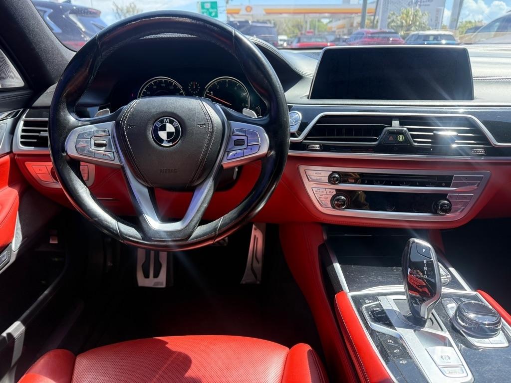 BMW 7 Series 750i Sedan 2017