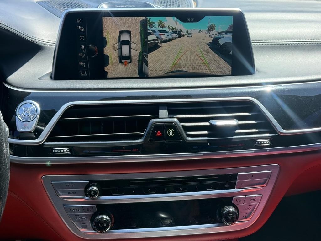 BMW 7 Series 750i Sedan 2017