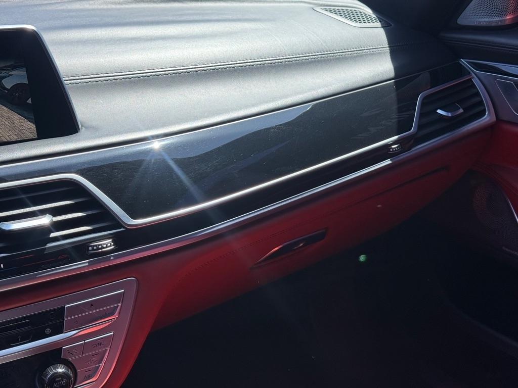 BMW 7 Series 750i Sedan 2017