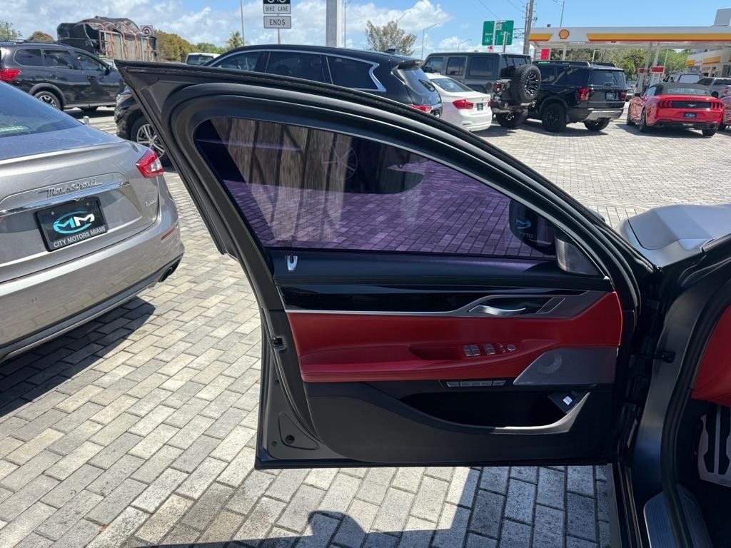 BMW 7 Series 750i Sedan 2017