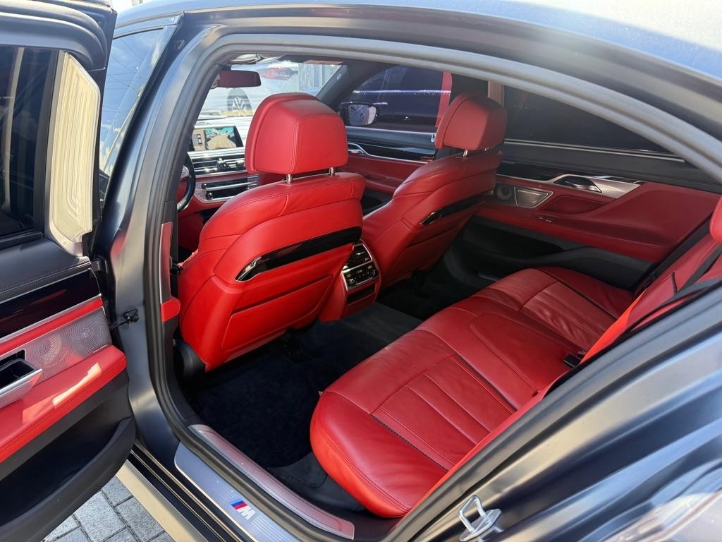BMW 7 Series 750i Sedan 2017