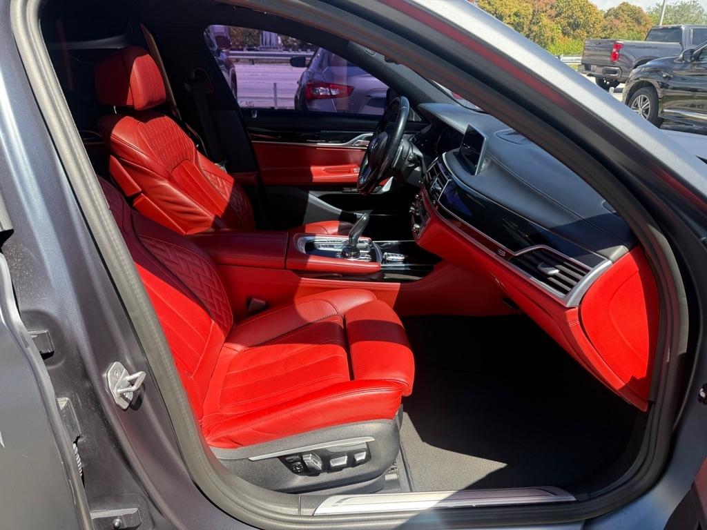 BMW 7 Series 750i Sedan 2017