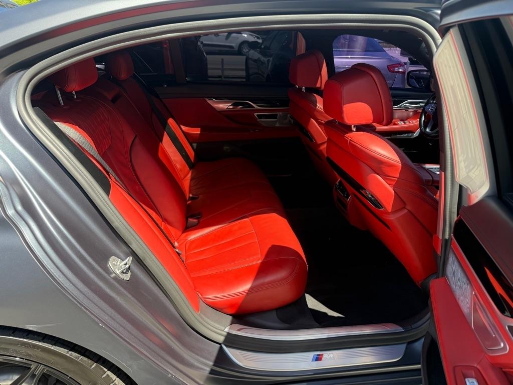 BMW 7 Series 750i Sedan 2017