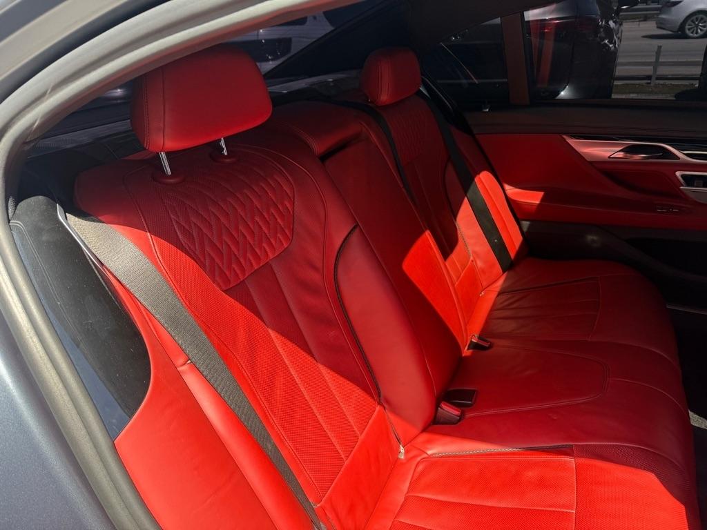 BMW 7 Series 750i Sedan 2017