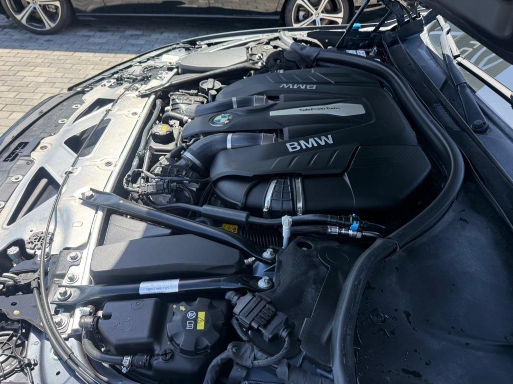 BMW 7 Series 750i Sedan 2017