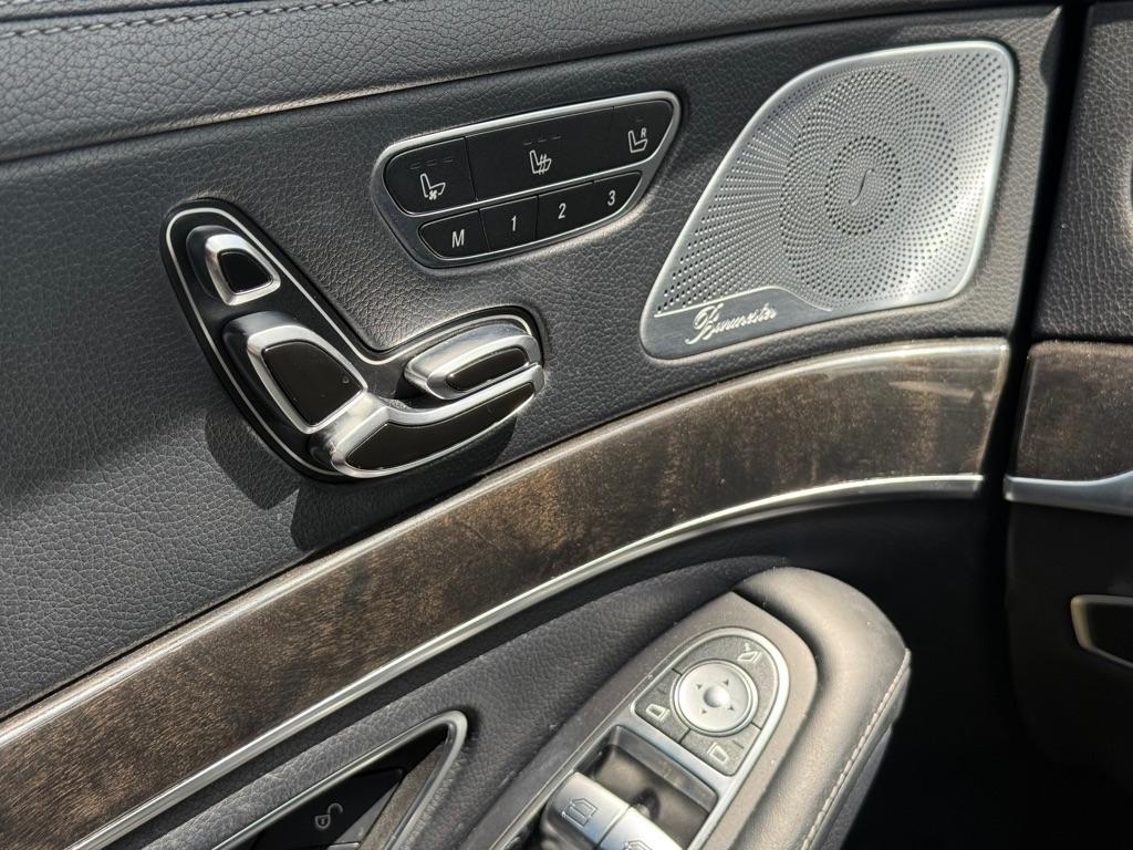 Mercedes-Benz S-Class S 560 Sedan 2020