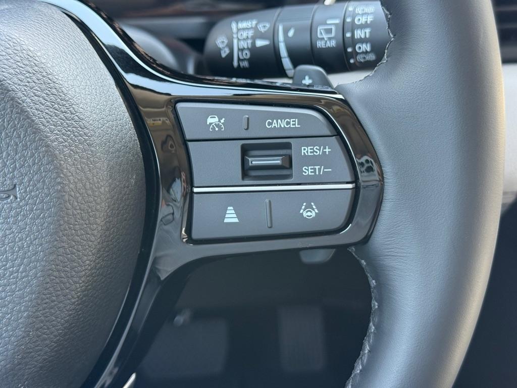 Honda Pilot Touring AWD 2025