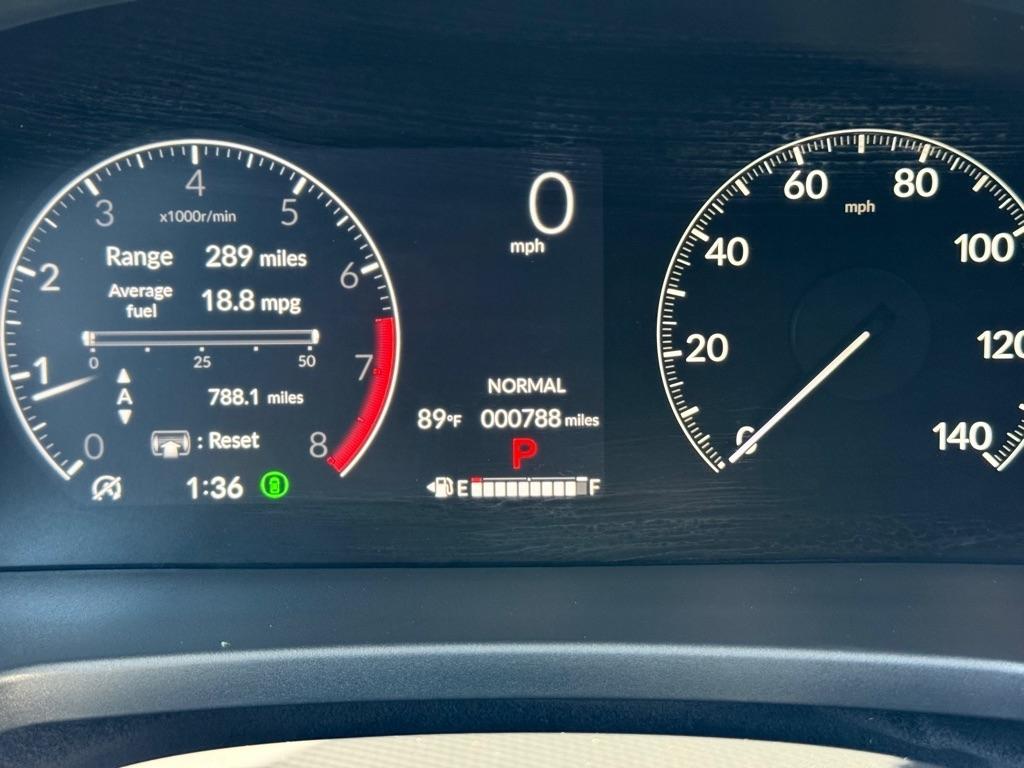 Honda Pilot Touring AWD 2025