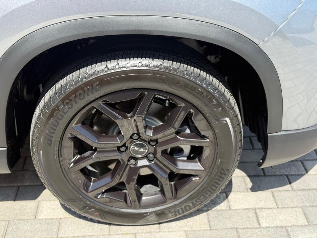 Honda Pilot Touring AWD 2025