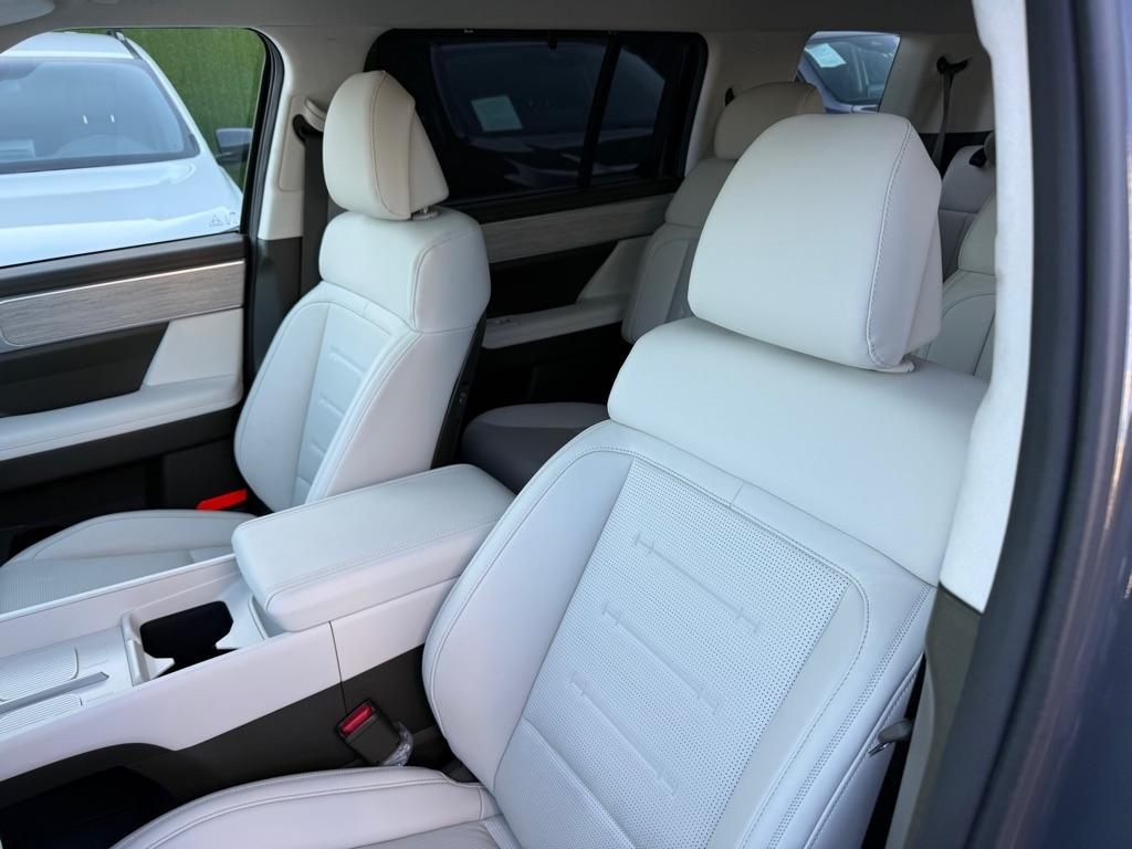 Hyundai Santa Fe Calligraphy AWD 2024