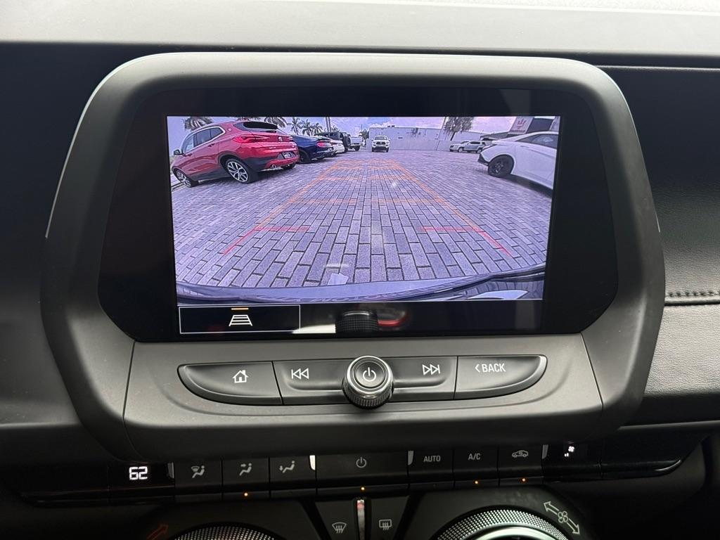 Chevrolet Camaro 2dr Cpe 1SS 2021