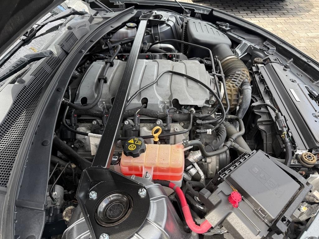 Chevrolet Camaro 2dr Cpe 1SS 2021