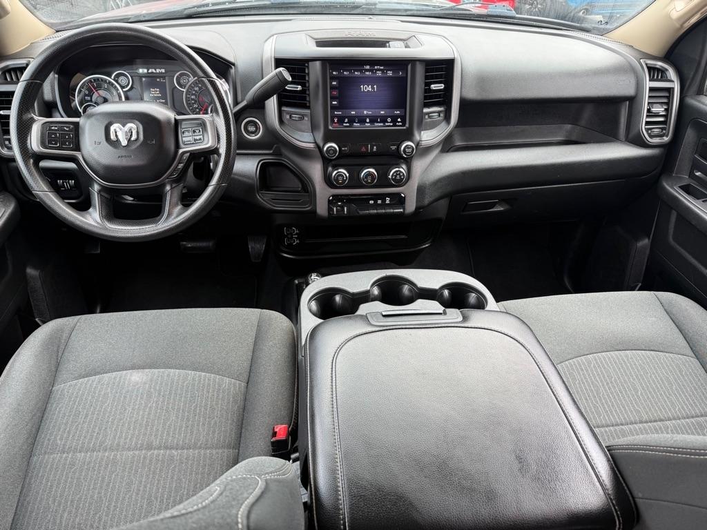 RAM 3500 Tradesman 4x4 Crew Cab 8' Box 2020