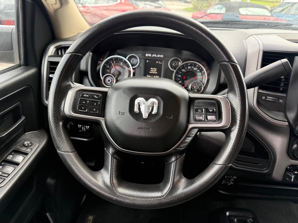 RAM 3500 Tradesman 4x4 Crew Cab 8' Box 2020