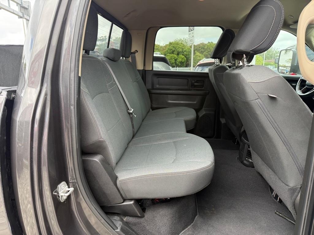 RAM 3500 Tradesman 4x4 Crew Cab 8' Box 2020