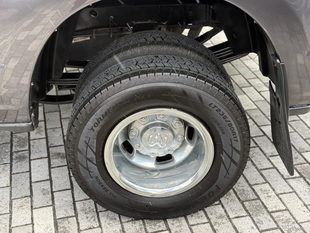 RAM 3500 Tradesman 4x4 Crew Cab 8' Box 2020