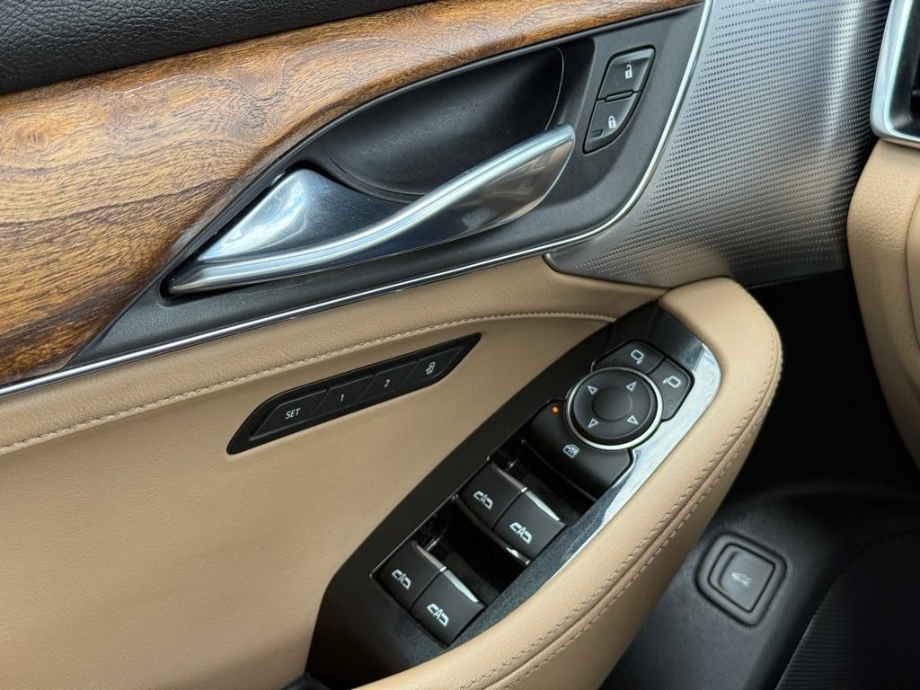 Cadillac CT5 4dr Sdn Premium Luxury 2020