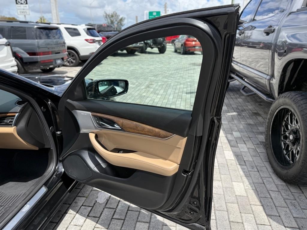 Cadillac CT5 4dr Sdn Premium Luxury 2020