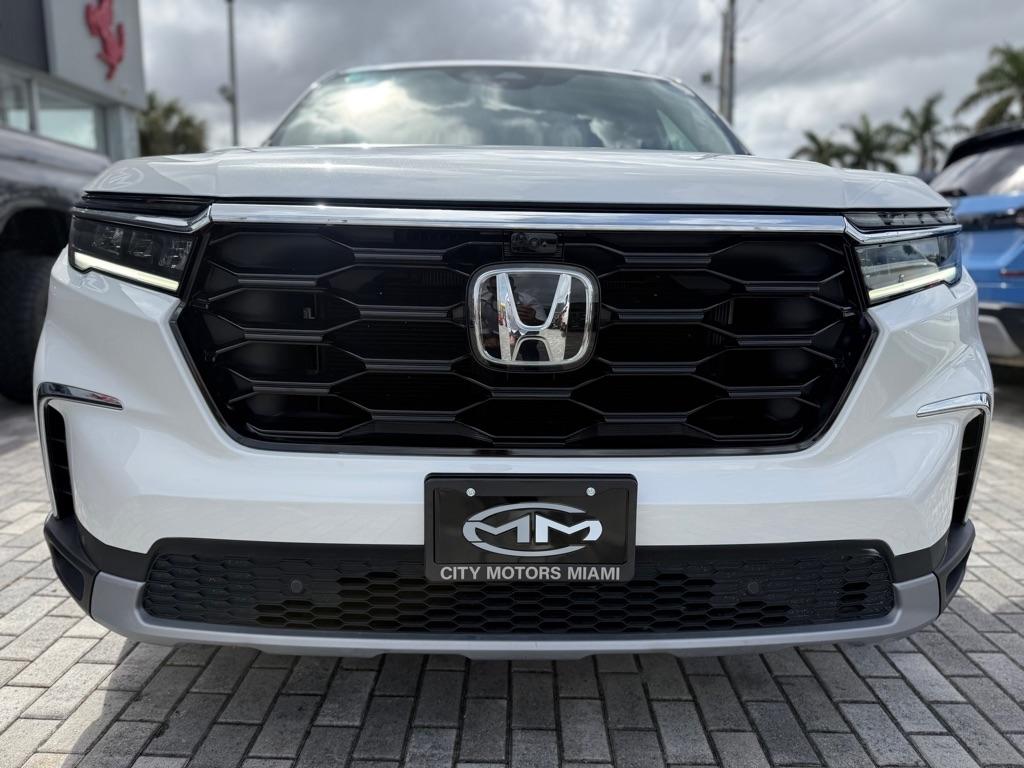 Honda Pilot Elite AWD 2025
