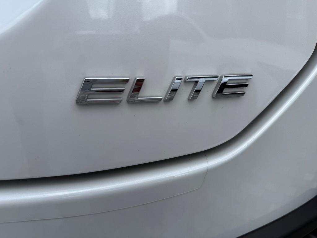 Honda Pilot Elite AWD 2025