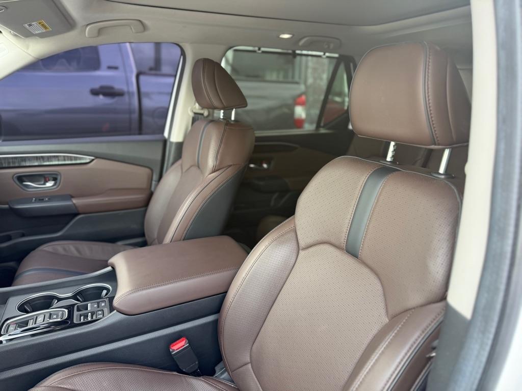 Honda Pilot Elite AWD 2025