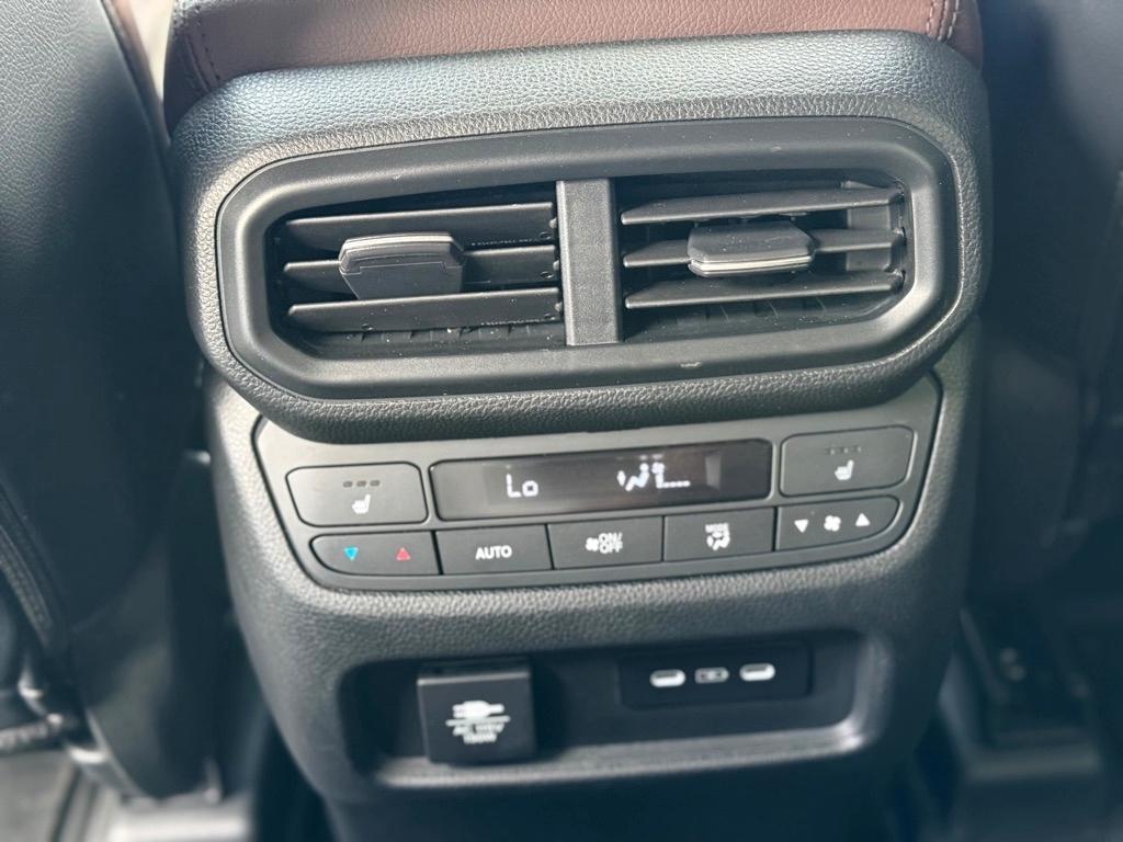 Honda Pilot Elite AWD 2025