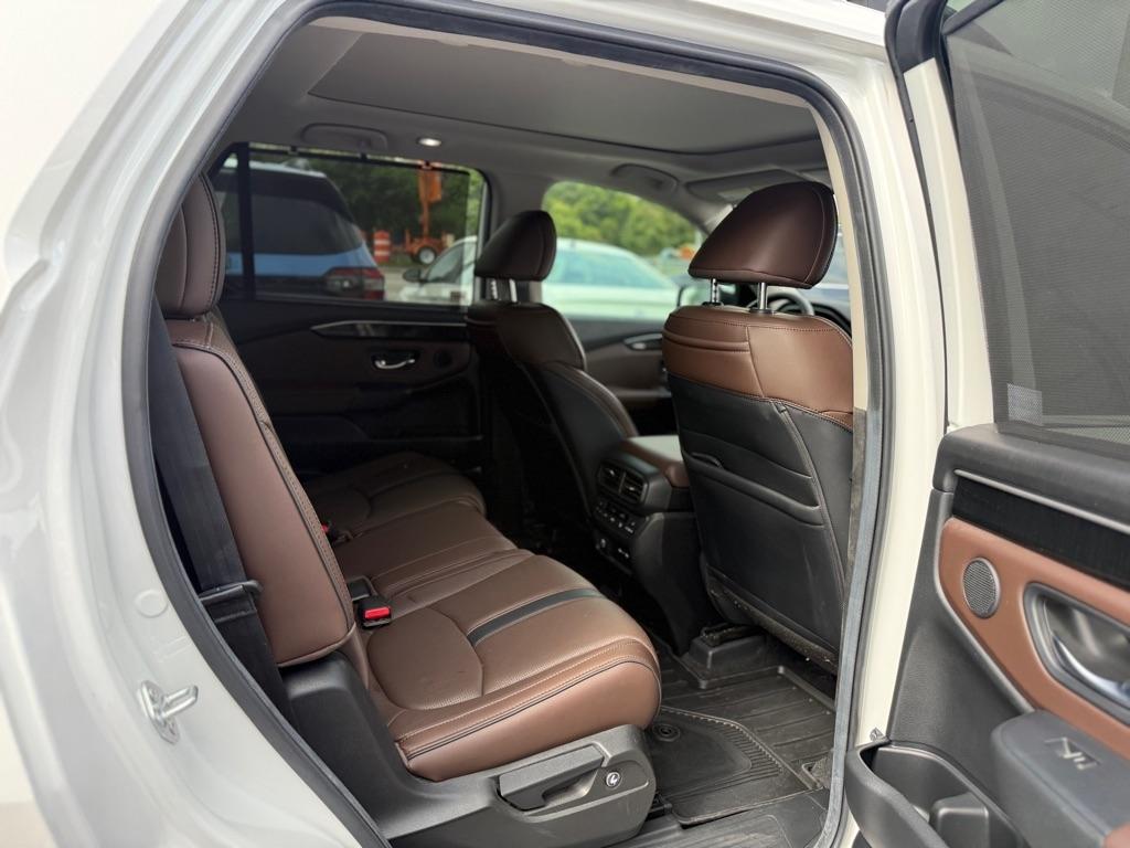 Honda Pilot Elite AWD 2025