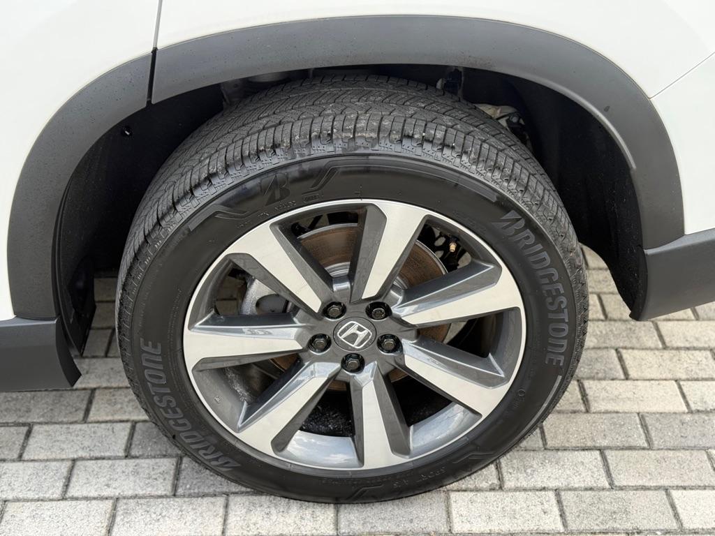 Honda Pilot Elite AWD 2025