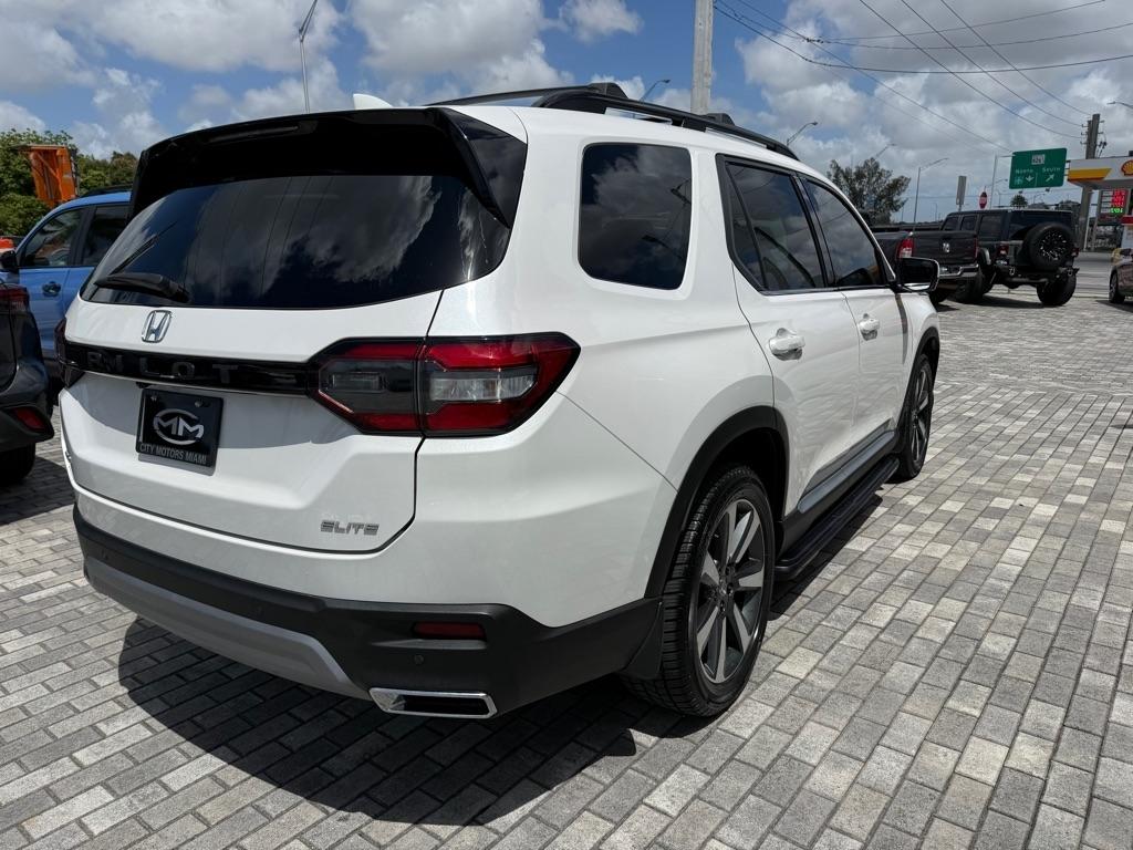Honda Pilot Elite AWD 2023