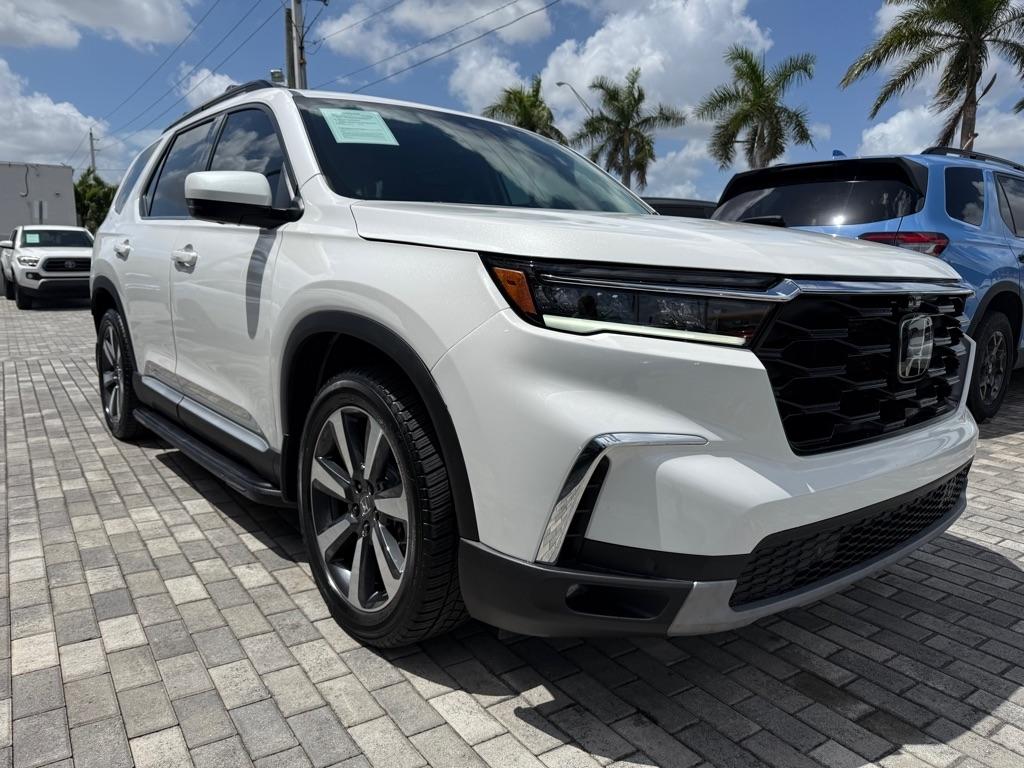2023 Honda Pilot Elite AWD
