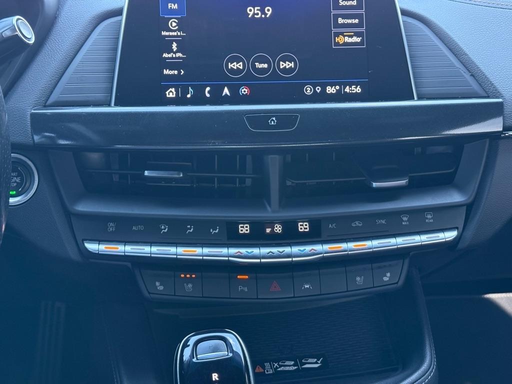 Cadillac CT4 4dr Sdn V-Series 2021