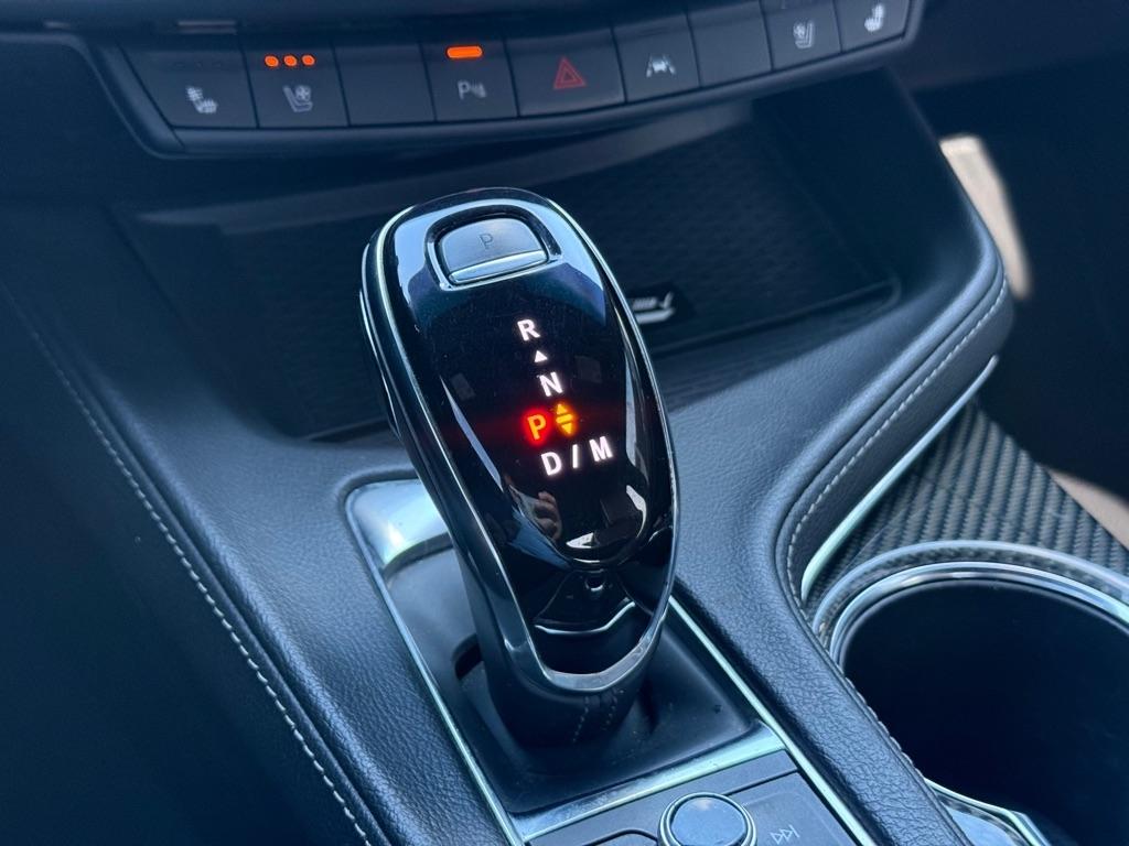 Cadillac CT4 4dr Sdn V-Series 2021