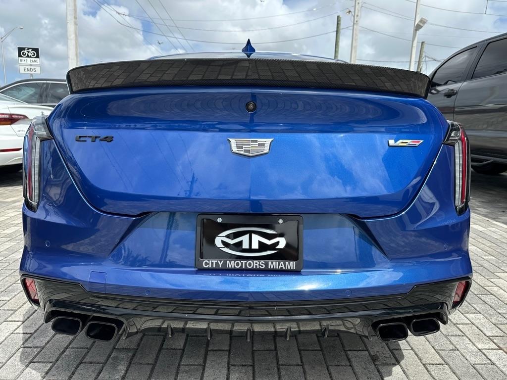 Cadillac CT4-V 4dr Sdn Blackwing 2022