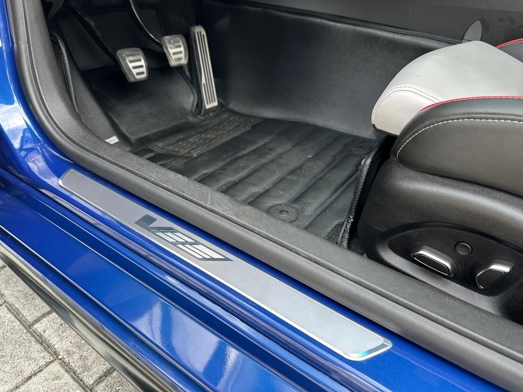 Cadillac CT4-V 4dr Sdn Blackwing 2022