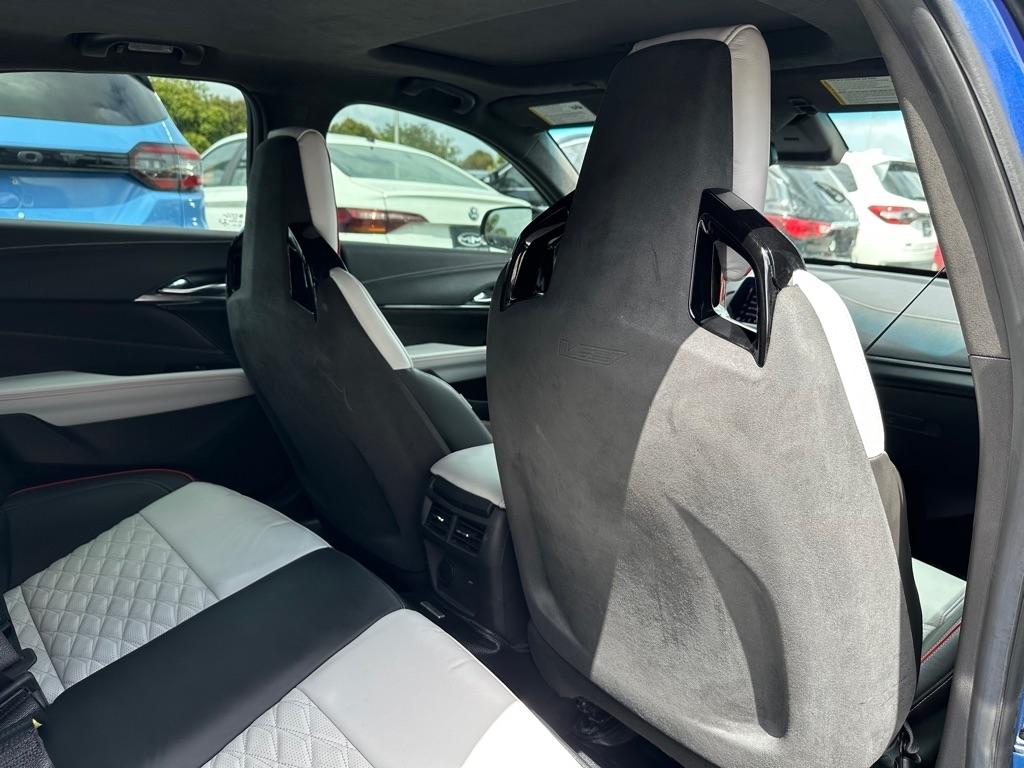 Cadillac CT4-V 4dr Sdn Blackwing 2022