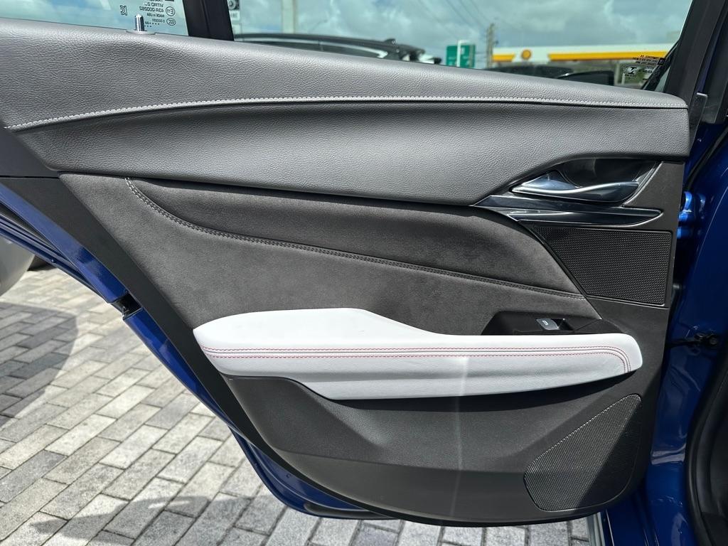 Cadillac CT4-V 4dr Sdn Blackwing 2022