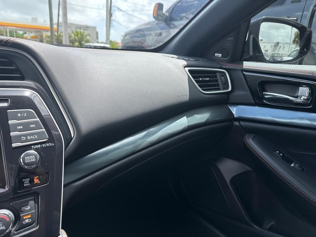 Nissan Maxima SR CVT 2023