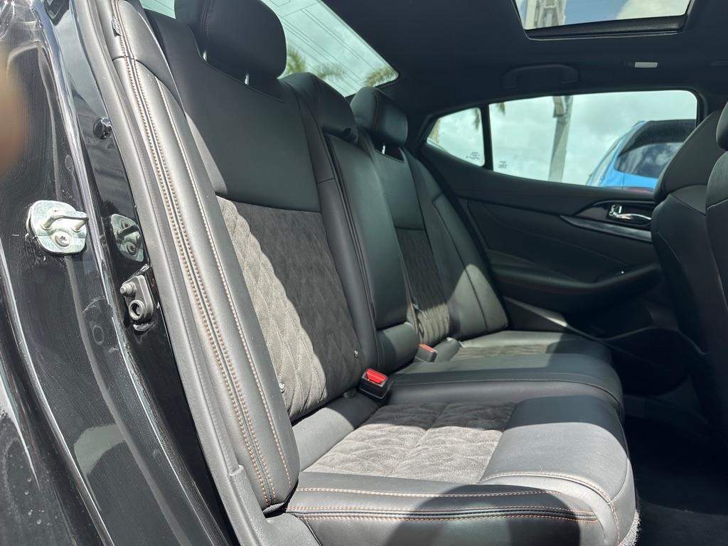 Nissan Maxima SR CVT 2023