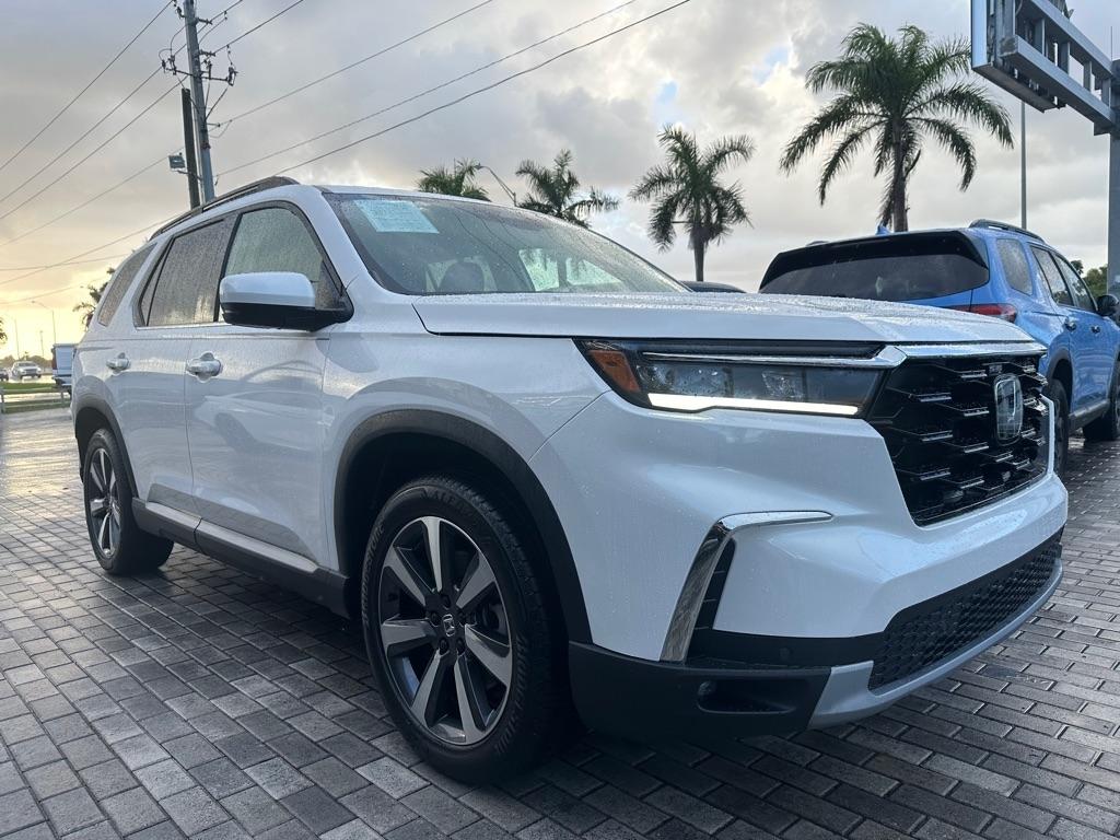 Honda Pilot Touring AWD 2023