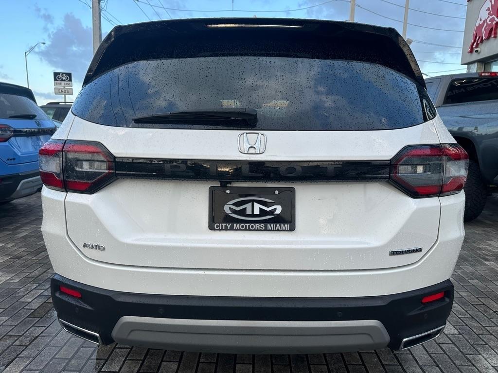 Honda Pilot Touring AWD 2023