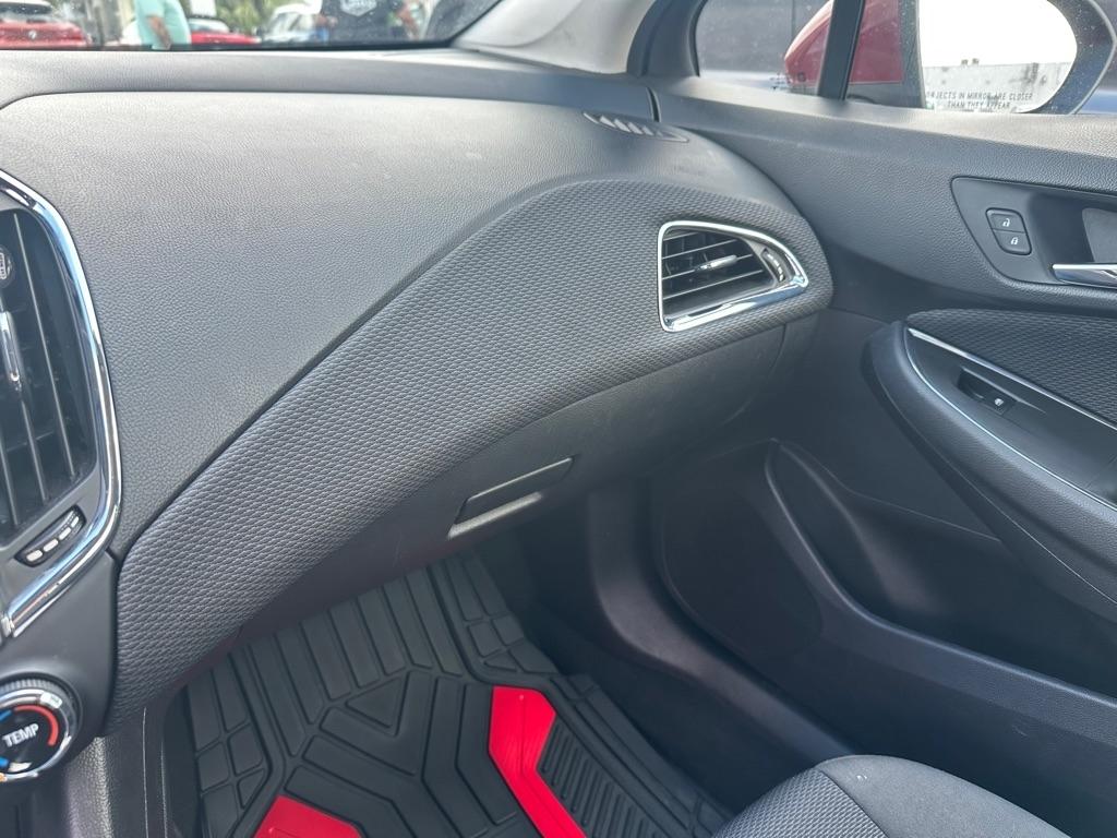 Chevrolet Cruze 4dr Sdn 1.4L LT w/1SD 2017