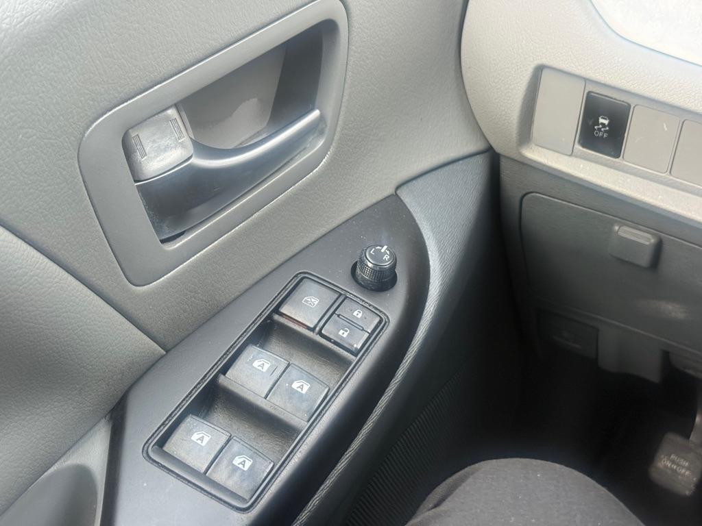 Toyota Sienna LE FWD 8-Passenger (Natl) 2017