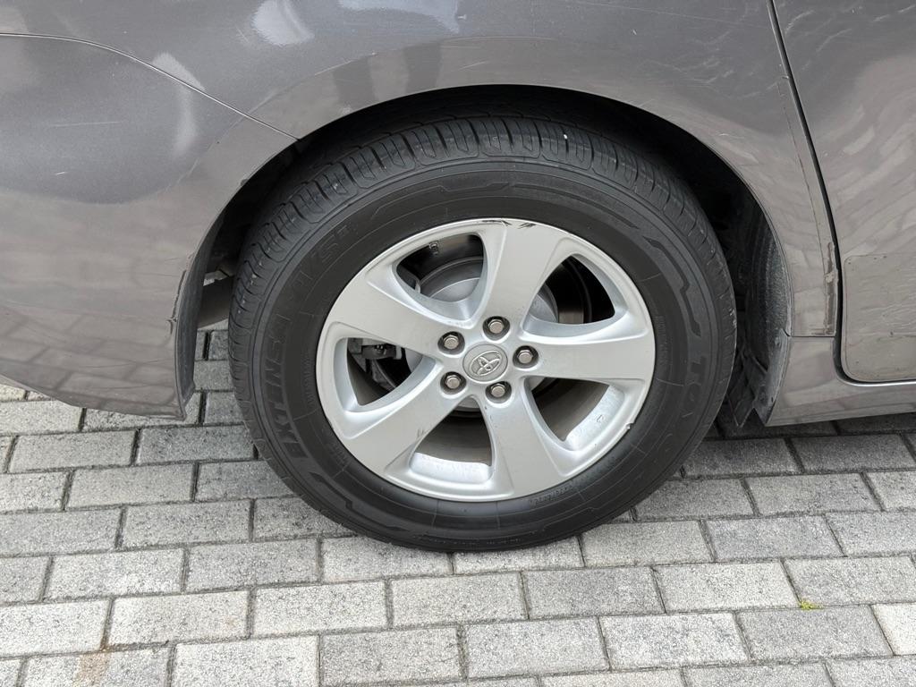 Toyota Sienna LE FWD 8-Passenger (Natl) 2017